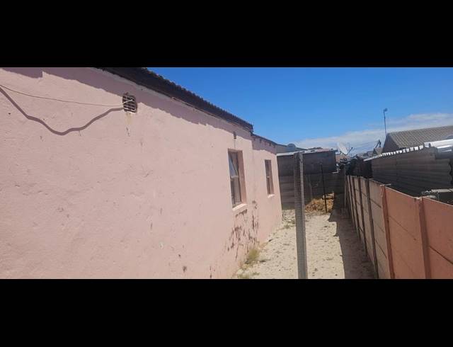 3 BEDROOM HOUSE FOR SALE IN PHILIPPI EAST